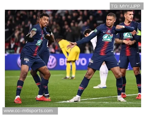 塔奇纳迪称尤文放走赫伊森是个错误并表示愿为皇马效力