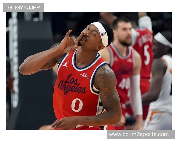 泰伦卢谈比尔先发得分后卫科林斯是否首发记忆模糊