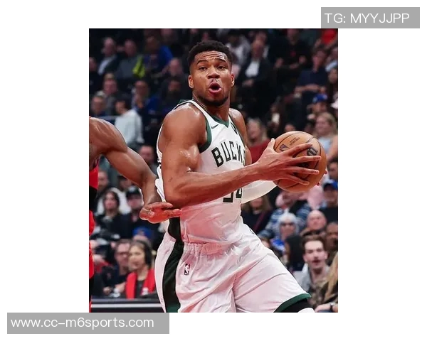 字母哥本赛季表现惊艳场均323分126板63助投篮命中率高达677 字母哥本赛季表现惊艳场均323分126板63助投篮命中率高达677